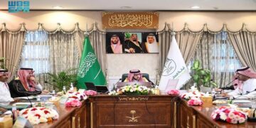 "الأمير سعود بن نهار يبحث مع أمانة الطائف استراتيجيات التنمية التقنية والاقتصادية للمحافظة"