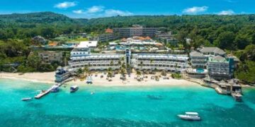 ضلع .. وجهة سياحية للباحثين عن الدفء والأكلات الشعبية