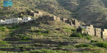 شتاء المجاردة وقراها التراثية يستقطب السياح والزوار