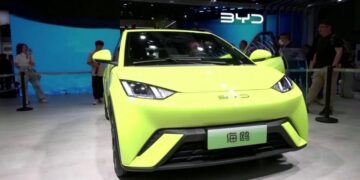 "توقعات بتجاوز مبيعات «بي واي دي» للسيارات الكهربائية في نوفمبر مستهدفاتها السنوية"