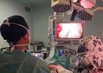 مجمع الملك عبدالله الطبي بجدة” يُنهي آلام خمسيني من التشنجات بشرايين القلب