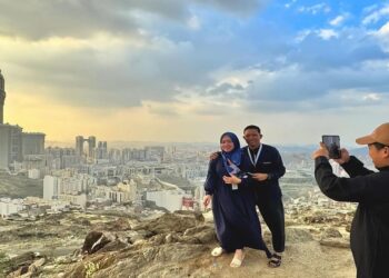 مرتفعات مكة الجبلية واعتدال الأجواء تجذب الزوار والمعتمرين