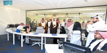 "محافظ الطائف يطلع على المشاريع التطويرية لمستشفى الطائف التخصصي"