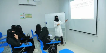 إجراء (7400) اختبار للعاملين في منشآت الغذاء والصحة العامة في تبوك