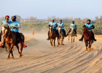 "الزايدي" يتوج بطلاً لسباق التحدي للقدرة والتحمل لمسافة 120 كم