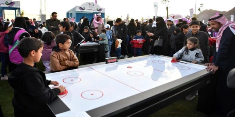 **ألعاب رياضية منوعة وحماسية تسجلها فعالية مهرجان كأس العالم في حائل**