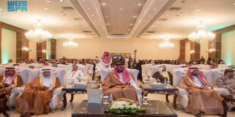 نائب أمير منطقة المدينة المنورة يفتتح مؤتمر المدينة المنورة الدولي الثالث لأمراض القلب