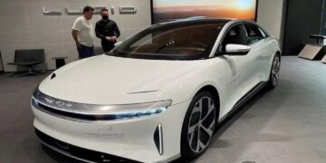 وزارة التجارة السعودية: استدعاء 358 سيارة "لوسيد" موديل 2024 بسبب عيوب فنية