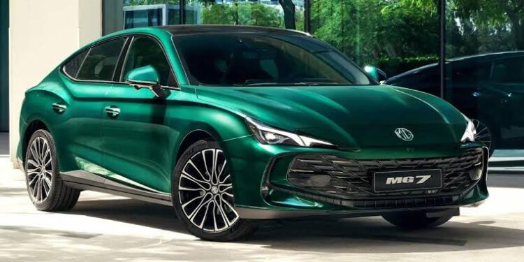 سعر سيارة MG7 2025 في السعودية: أهم المميزات والعيوب