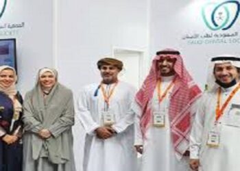 أمير منطقة الرياض يطّلع على جهود ونشاطات الجمعية السعودية لطب الأسنان