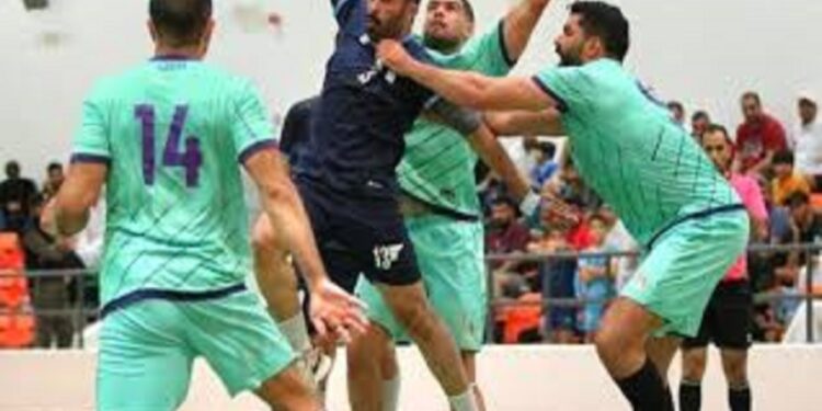 "التعادل يحسم قمة الخليج ومضر .. والصفا يواجه الأهلي في دوري ممتاز اليد"