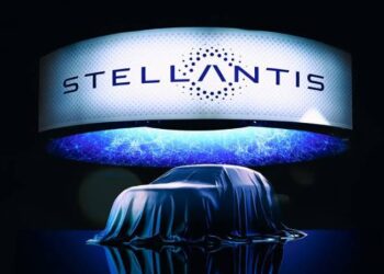 بتكلفة 4.1 مليار يورو.. تعاون بين “ستيلانتيس” و”كاتل” لإنشاء مصنع بطاريات للسيارات الكهربائية في إسبانيا