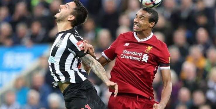 ليفربول يواصل نزيف النقاط ونيوكاسل ينتصر بالأربعة