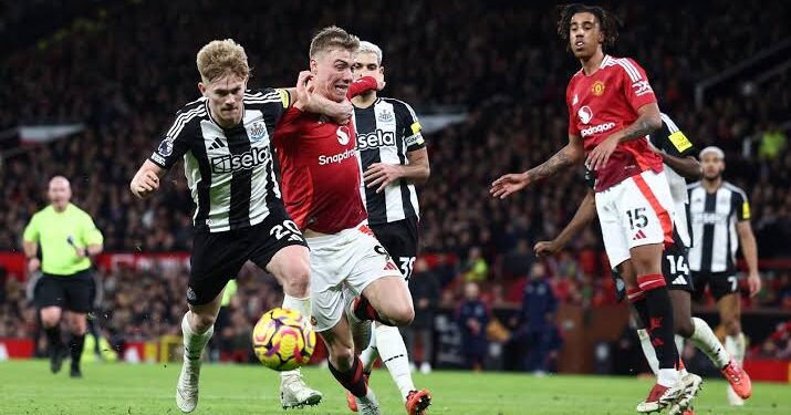 الدوري الإنجليزي.. نيوكاسل يفوز على مانشستر يونايتد وتشيلسي يخسر أمام إبسويتش تاون