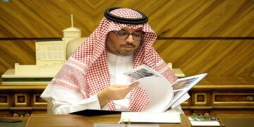 "محافظ جدة يرأس اجتماعًا لمناقشة سير عمل المشاريع التشغيلية لشركة المياه بالمحافظة"