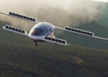 الرياض “مدينة المستقبل”.. المترو والتاكسي الطائر يغيران وجه العاصمة