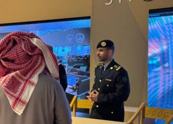 مركز العمليات الأمنية يواصل استقباله زوار واحة الأمن بمهرجان الإبل