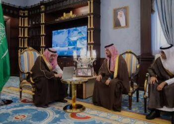 أمير الباحة يدشن المنصة الرقمية الموحدة للطرق