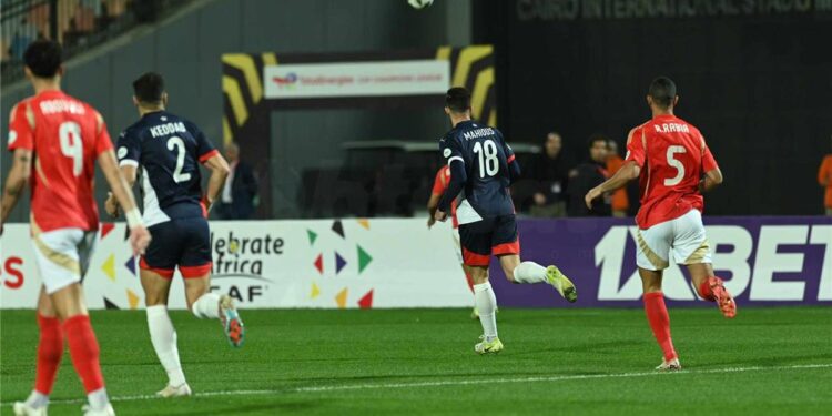 الأهلي المصري يفوز على شباب بلوزداد الجزائري في دوري أبطال أفريقيا لكرة القدم