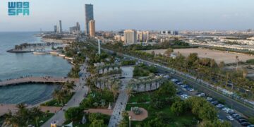 شتاء جدة يستقطب الأهالي والزوار للاستمتاع بالواجهات البحرية والحدائق