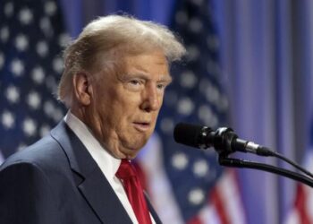 هل يواجه ترمب المحكمة العليا بعد تعيينات العطلة