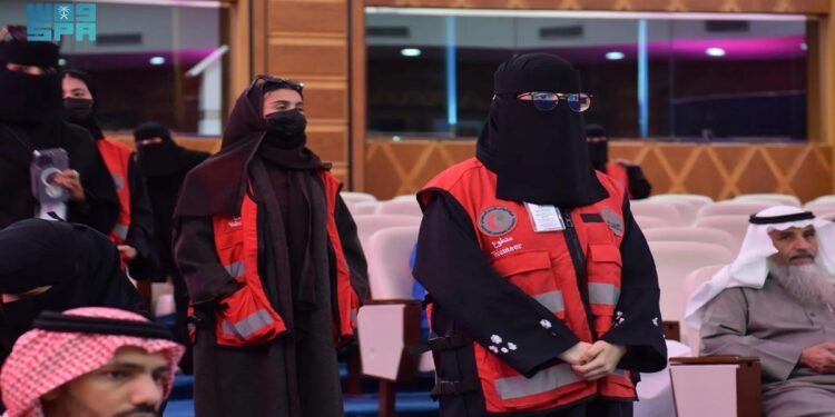 "هيئة الهلال الأحمر السعودي بالباحة تشارك في احتفالية اليوم العالمي للأشخاص ذوي الإعاقة"