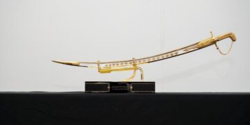 شوطا “سيف الملك” بمهرجان الملك عبدالعزيز للصقور 2024 تتويج لبطل الأبطال