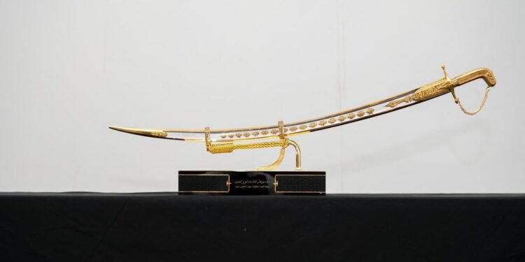 شوطا “سيف الملك” بمهرجان الملك عبدالعزيز للصقور 2024 تتويج لبطل الأبطال