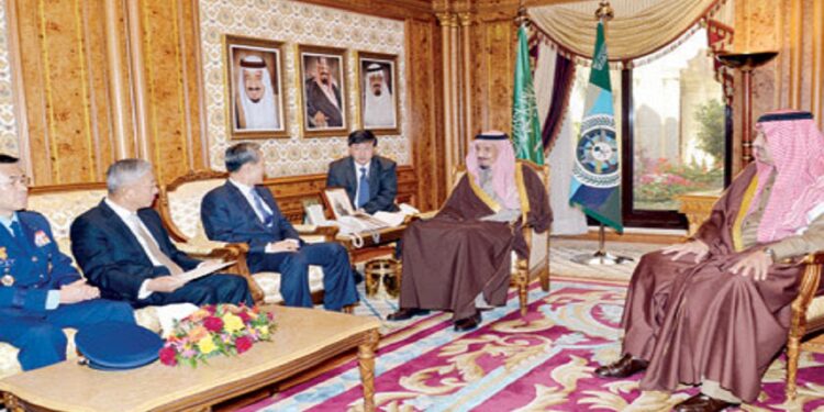 مدينة جازان للصناعات الأساسية والتحويلية توقع حزمة من الاتفاقيات ومذكرات التفاهم بقيمة تزيد عن "مليار ريال"