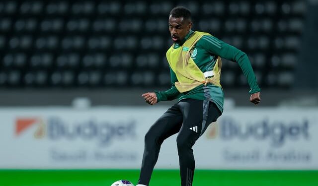 تحت إشراف “رينارد”.. “الأخضر” يواصل تدريباته استعدادًا لـ”خليجي 26″