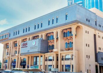 “أراضي دبي” تدعو ملاك العقارات للتسجيل في “لجان الملاك” قبل نهاية يناير