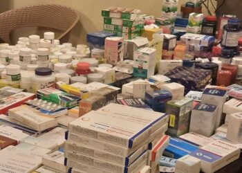 مختص: عدم اكتفاء المنشأة في ضبط مخزون الأدوية ومصروفاته يعد من أبرز أسباب تكدسها وتلفها