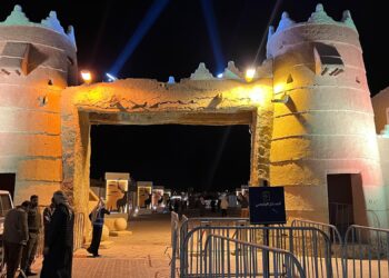 “مهرجانا شتاء الباحة ودرب زبيدة: وجهتان شتويتان تجمعان الترفيه والثقافة في السعودية”