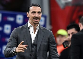 لاعب ميلان السابق “زلاتان إبراهيموفيتش”: لو لعبتُ في الدوري السعودي لكان الأمر مثيرًا