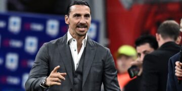 لاعب ميلان السابق “زلاتان إبراهيموفيتش”: لو لعبتُ في الدوري السعودي لكان الأمر مثيرًا