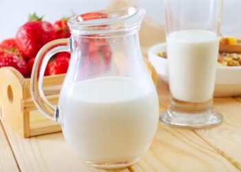 دراسة: كوب من الحليب يوميًا يقلل خطر الإصابة بسرطان الأمعاء بنسبة 20%