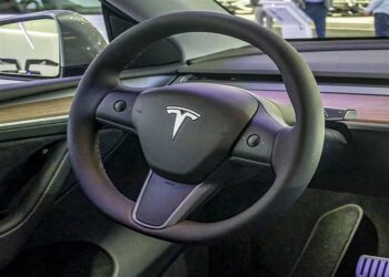 تسلا تتفوق على أودي في مبيعات السيارات العالمية لأول مرة في تاريخها