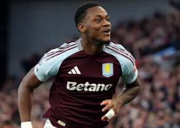 النصر يبرم اتفاقًا مع أستون فيلا لضم جون دوران