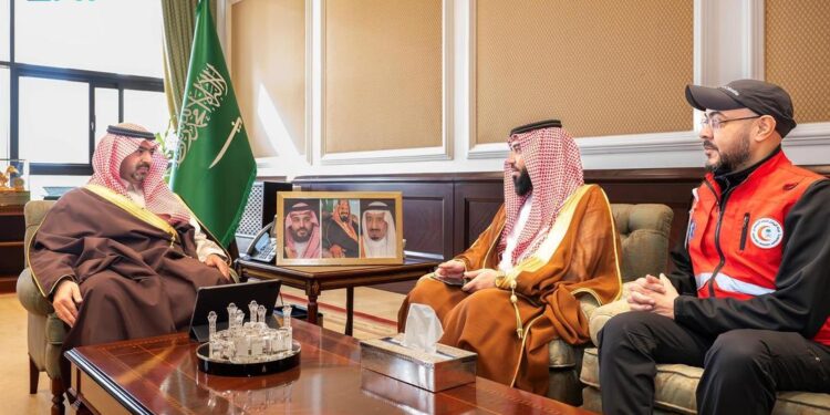 نائب أمير تبوك يثمِّن حصول فرع هيئة الهلال الأحمر السعودي بالمنطقة على عددٍ من الاعتمادات الدولية