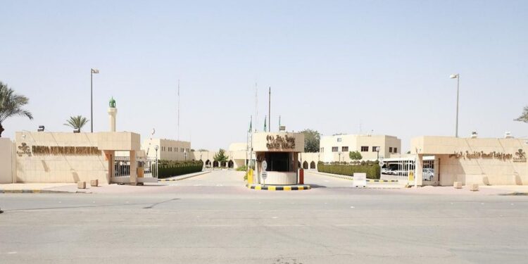 مجمع إرادة بالرياض يعزز حماية مرضى الصحة النفسية من العنف