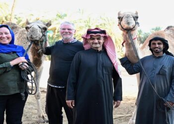 المستكشفة موريسون تصل العلا في منتصف رحلتها بالمملكة