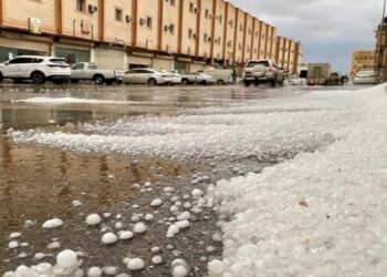 عودة البرد والأمطار.. أجواء شتوية متقلبة تشبه أوروبا تبدأ الأحد