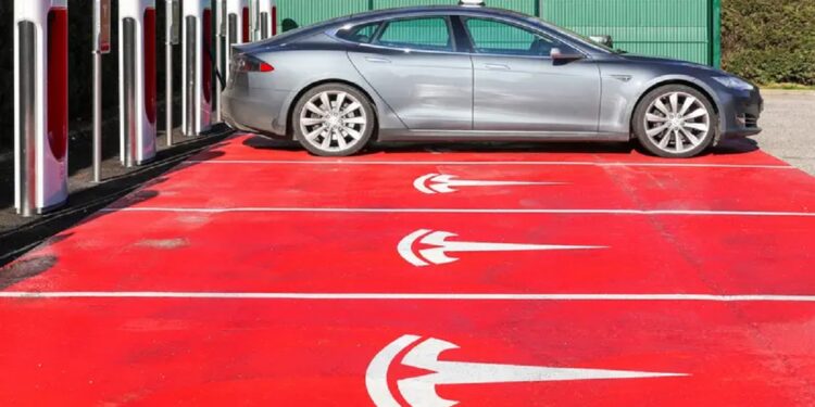 مبيعات السيارات الجديدة في أميركا تسجل أعلى مستوى منذ 2019