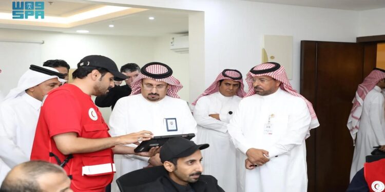 الهلال الأحمر وتعليم نجران يناقشان تطوير مهارات الإسعافات الأولية