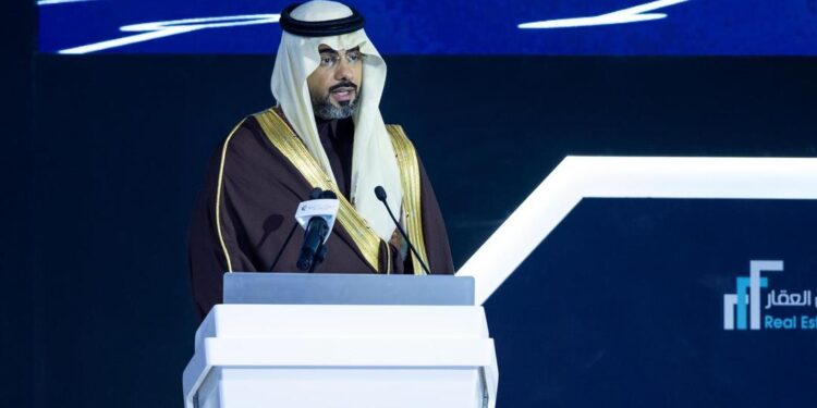 رئيس هيئة العقار: القطاع العقاري السعودي أرض خصبة للاستثمارات الجريئة