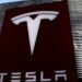تسلا تسجل أرباحًا أقل من التوقعات في الربع الرابع