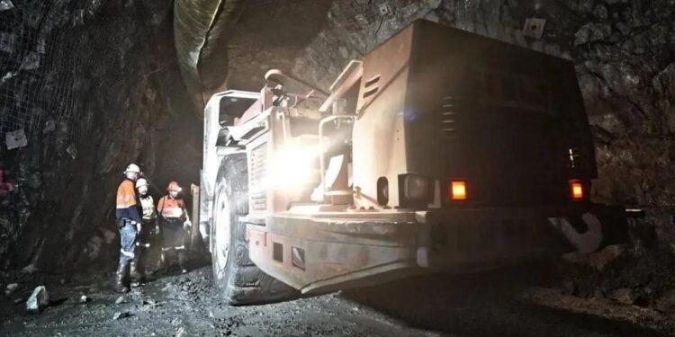 السعودية تخصص 5 مجمعات للأنشطة التعدينية في الطائف وخميس مشيط لتعزيز قطاع التعدين وتنميته