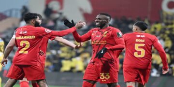 ثلاثية نارية تقود القادسية إلى نصف نهائي كأس الملك