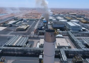 الإنتاج الصناعي في السعودية يرتفع 3.4% في نوفمبر بفضل نمو نشاط التعدين