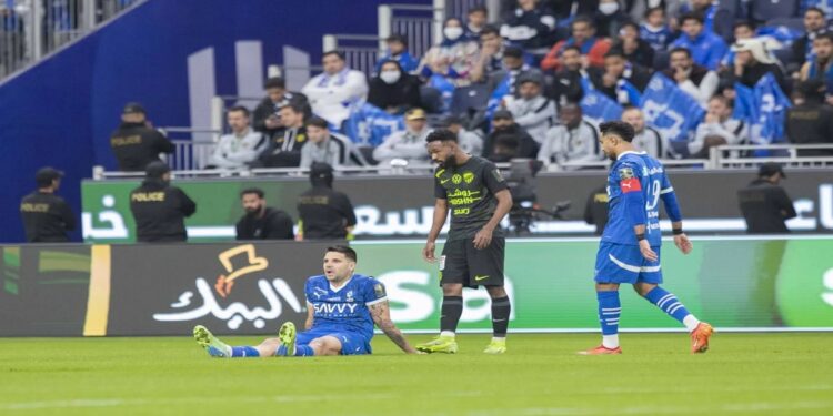 إصابة عضلية تبعد ميتروفيتش عن الهلال لمدة 3 أسابيع